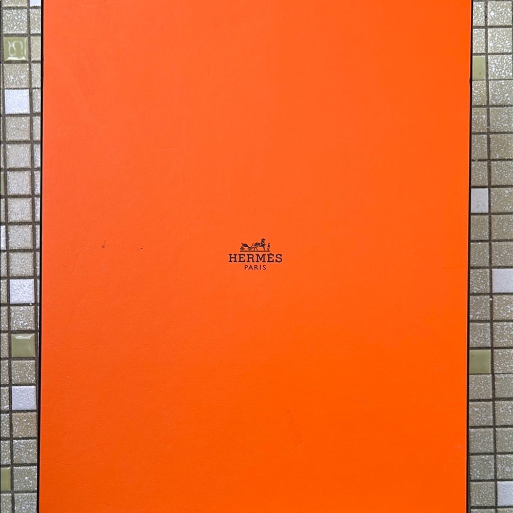 Hermès Orange Box